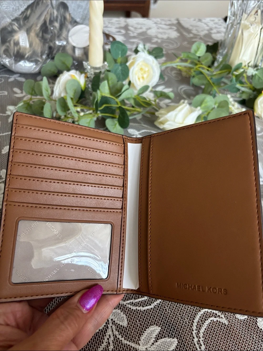 NEW Michael Kors Jet Set Passport Case in Brown/Acorn-MK Signature. Mens/Womens